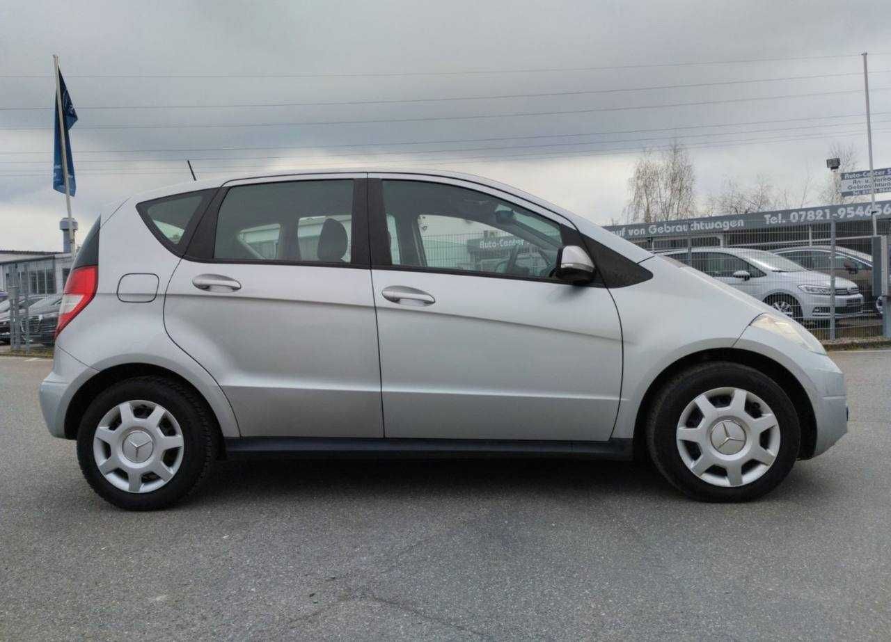 Mercedes-Benz A180 на части