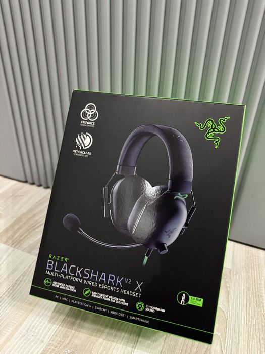 Игровые наушники RAZER Blackshark V2 X