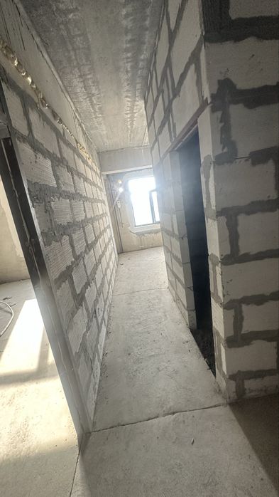 1 хонали уй сотилади 47 кв.м