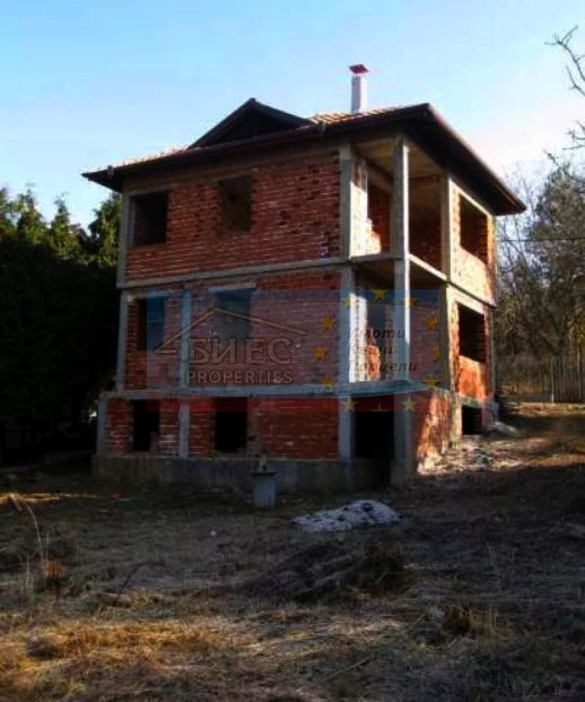 Раздвижена къща (груб строеж) в с. Рударци