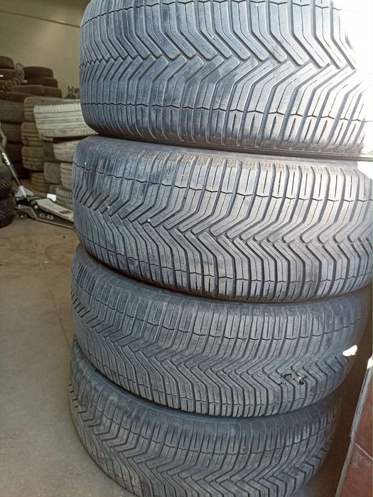 4 броя Всесезонни гуми Michelin 235/55/19 - Чепеларе