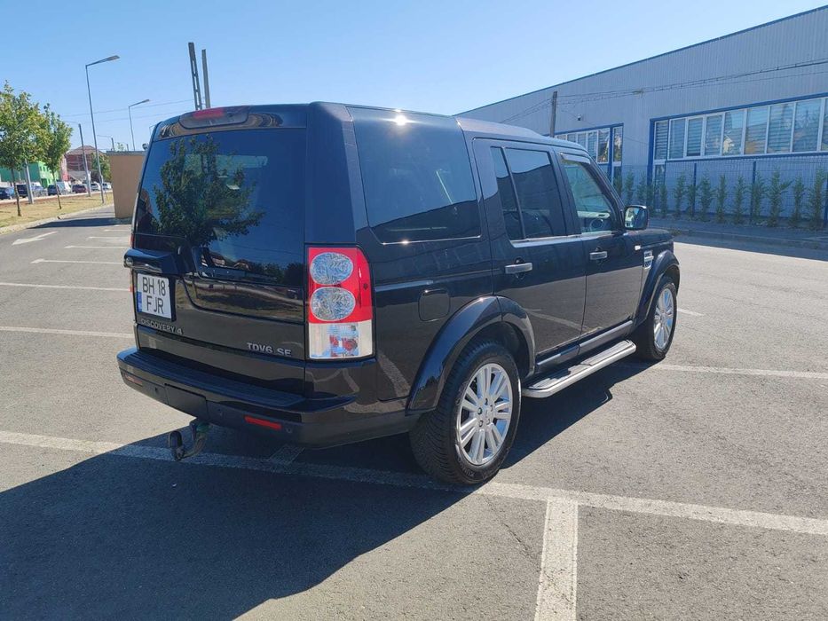 Land Rover Discovery 4