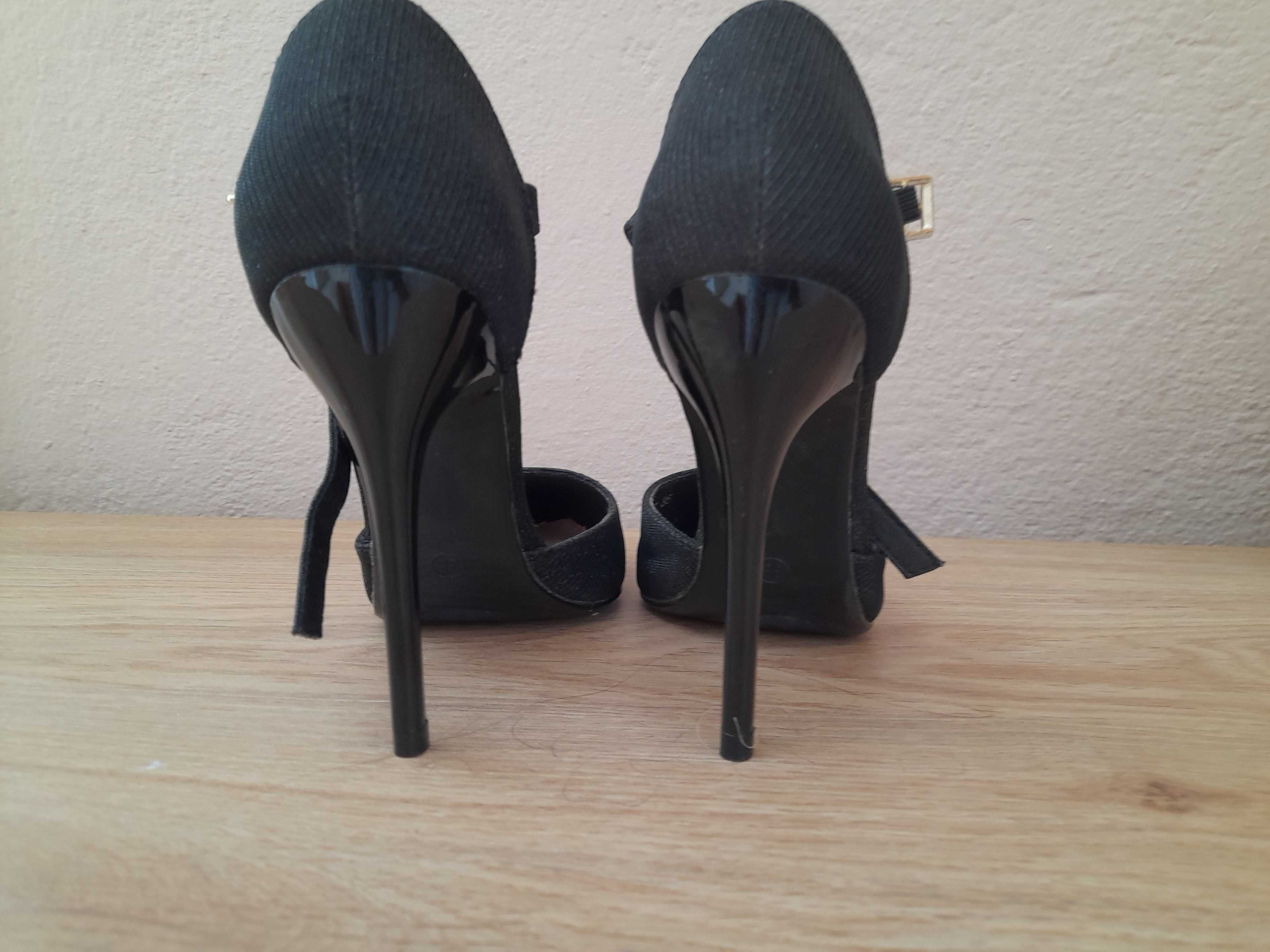 Елегантни дамски обувки на ток нъмер35