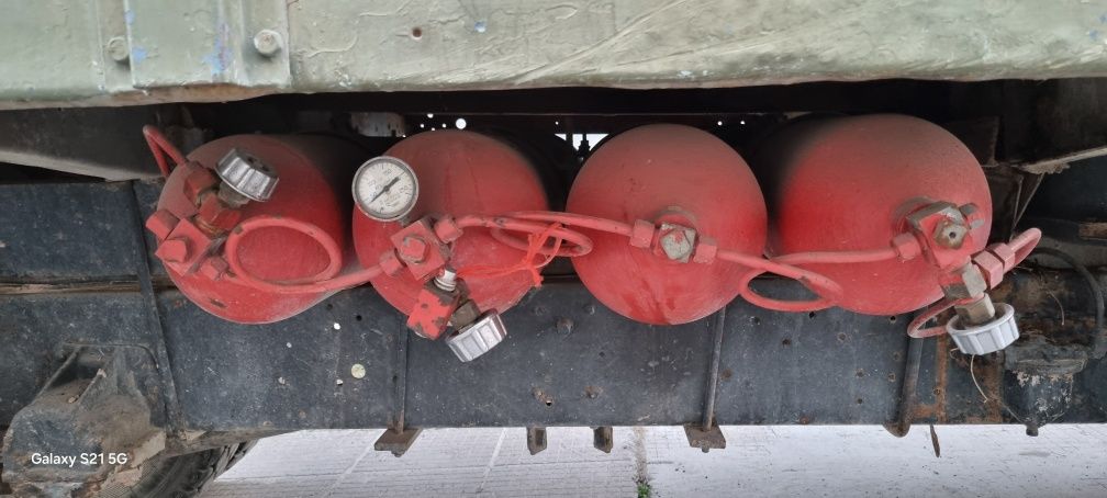 Gaz 53 sotiladi yurib turgan