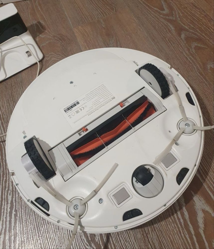 Робот-пылесос Xiaomi Mi Robot