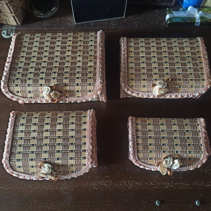 Два набора  шкатулок, разные