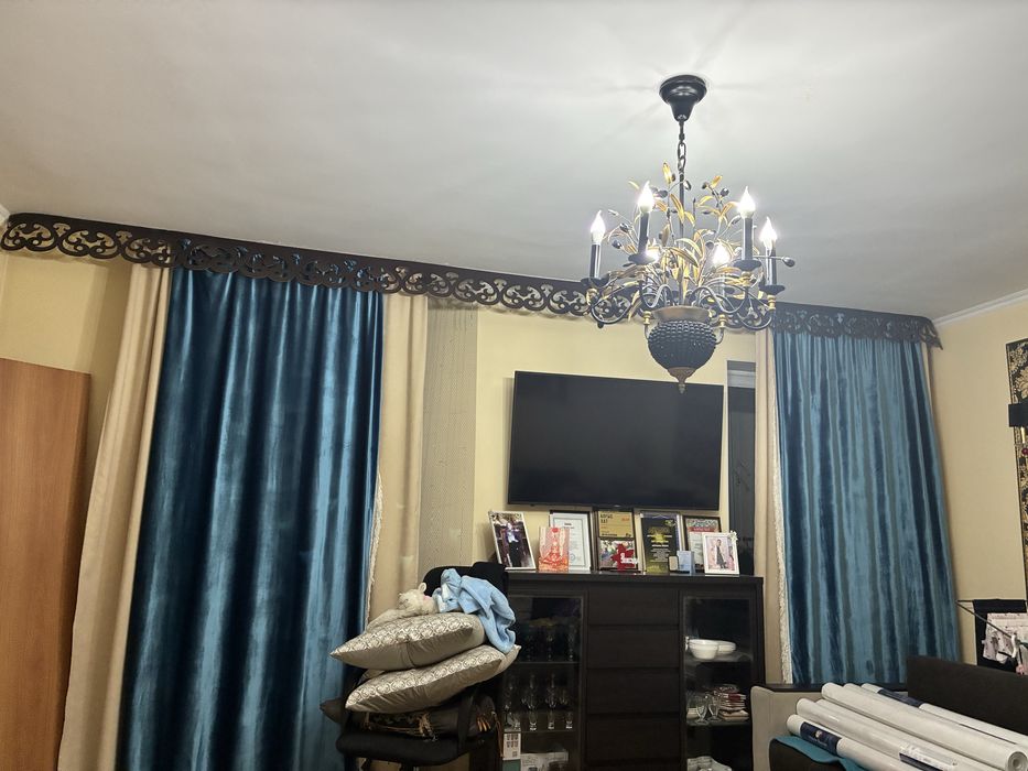 Продам шторы из бархата с бандо и прихватами