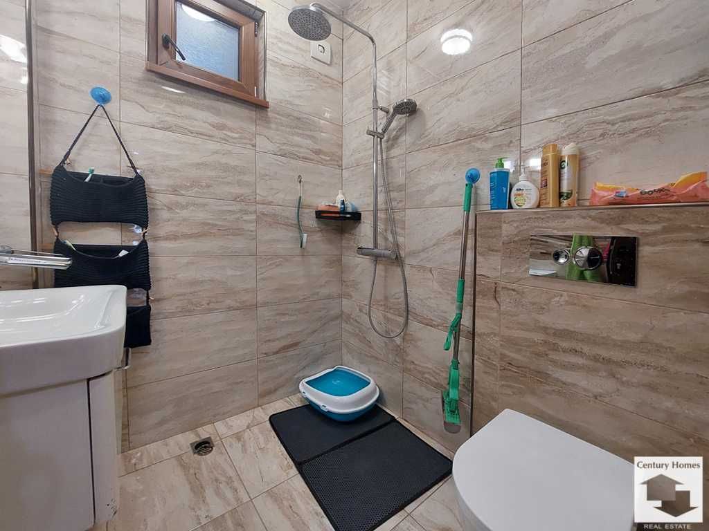 Продава се Тристаен апартамент в Велико Търново, Център - 150 кв.м за 1294 €/кв.м - Снимка #15