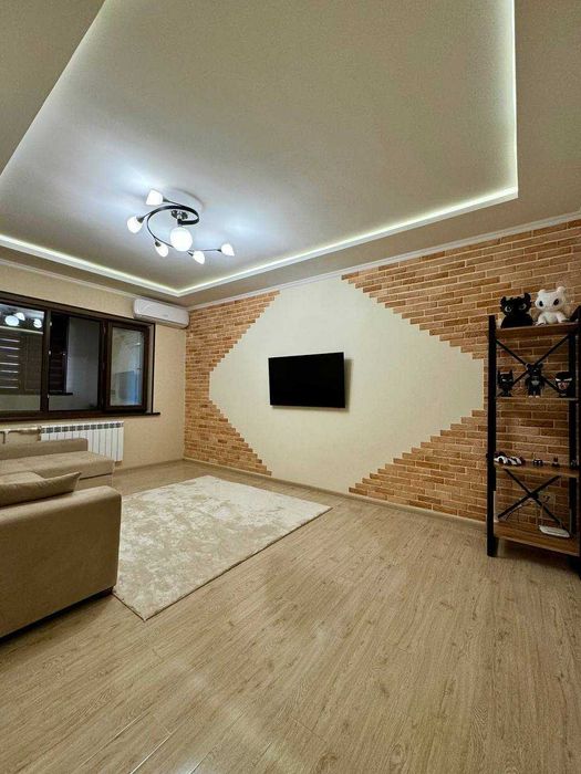 Срочно 77 серия Кирпич 3 комнатная квартира Мирабадский район