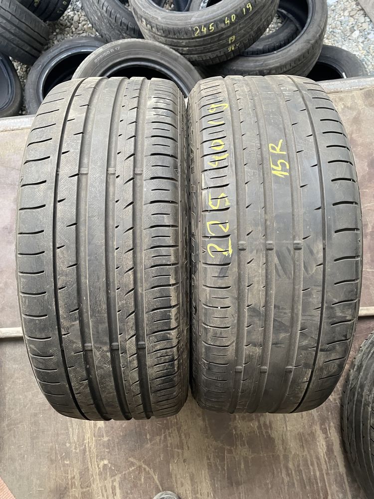 Anv vara 225/40/19 Falken/Petlas