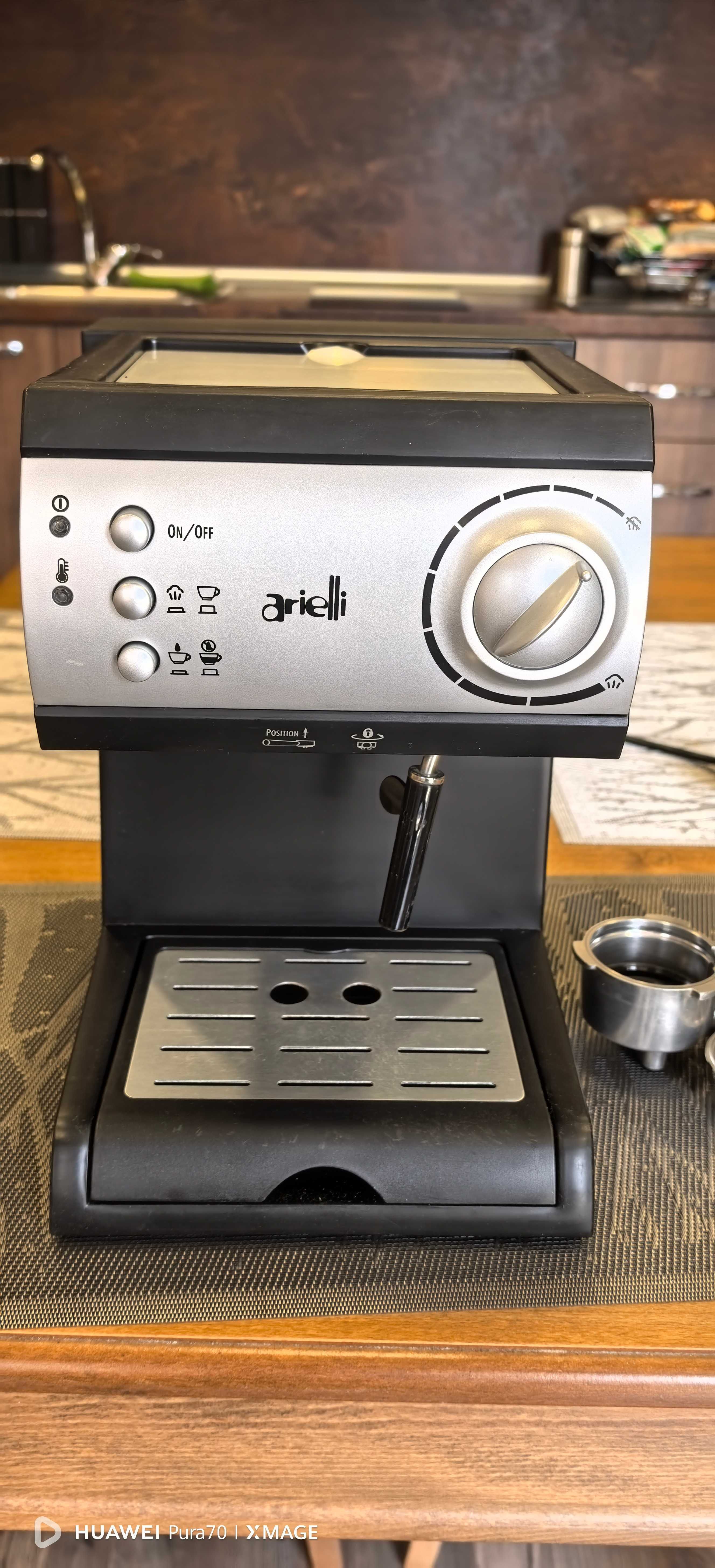 Кафе машина Arielli KM-150BS