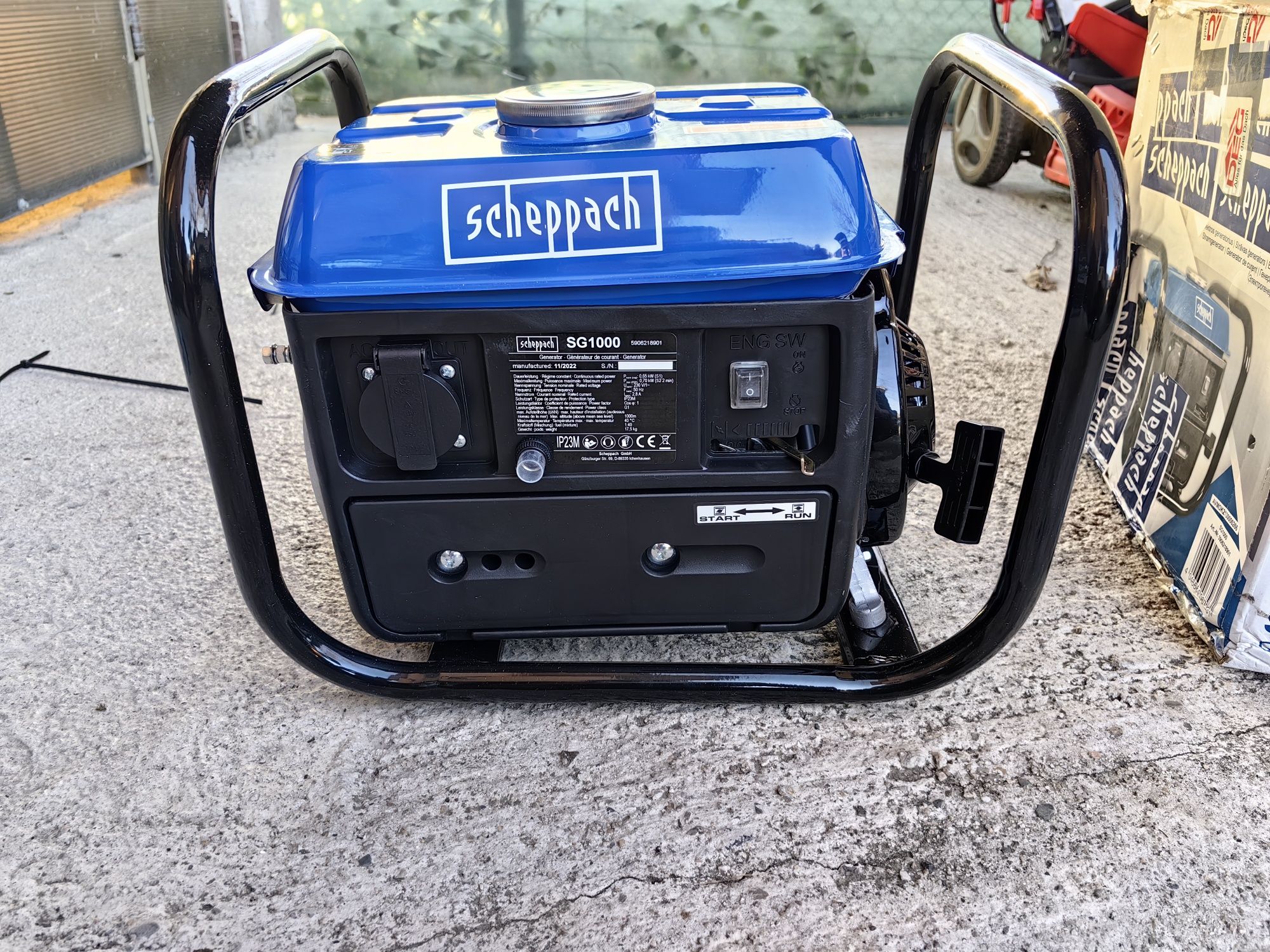 Бензинов генератор Scheppach SG1000 чисто нов