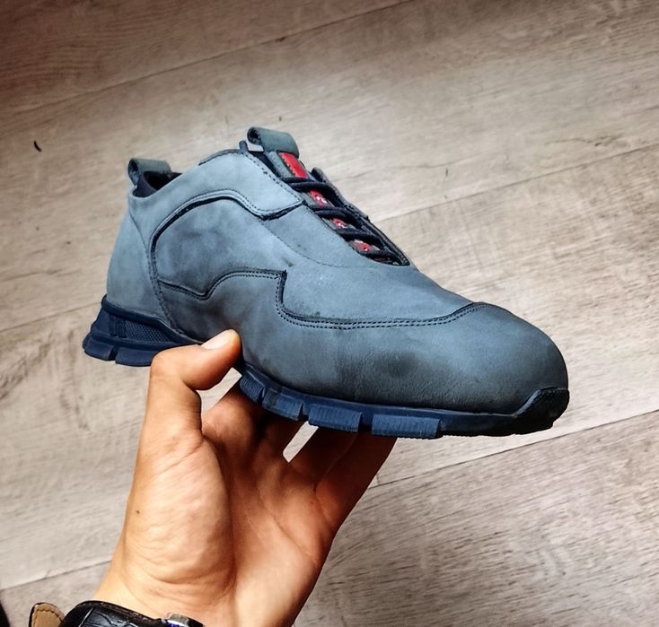 Обувь PRADA по низкой цене