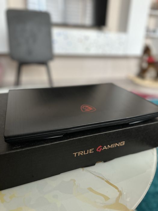 Laptop Gaming MSI GF63 Thin 11SC