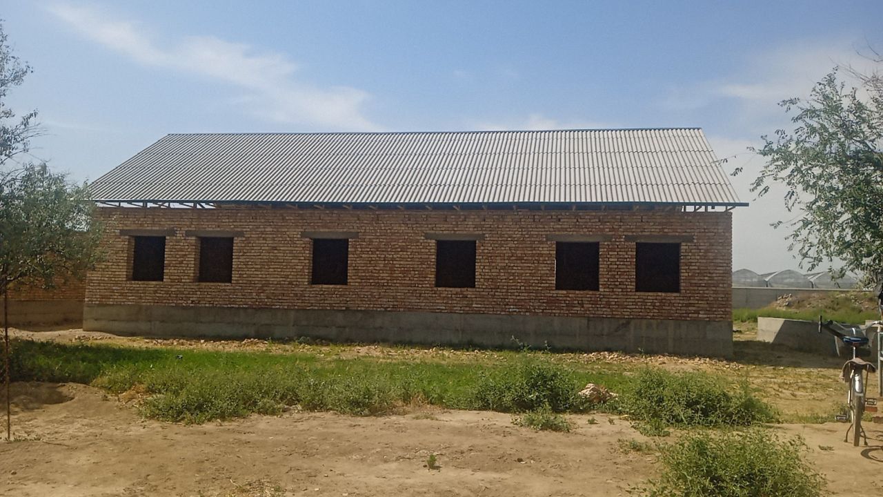 Yangi qurilgan uchaska sotiladi