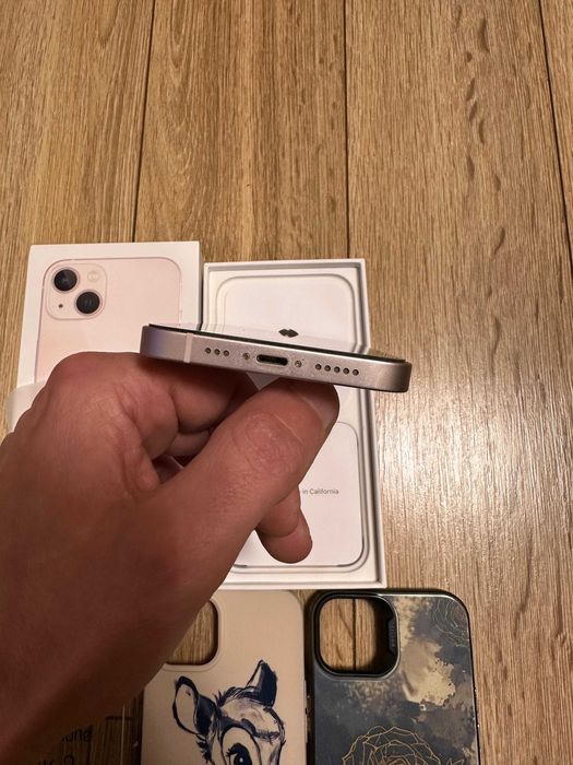 Iphone 13 Pink 128GB 100% battery Като нов.