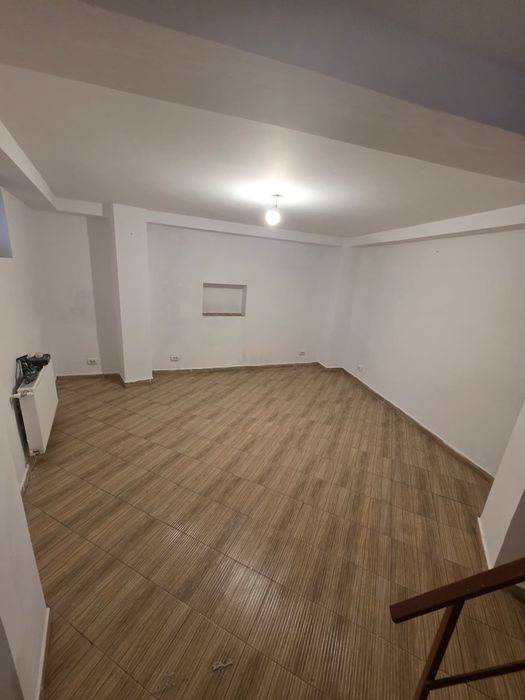 Spațiu de închiriat