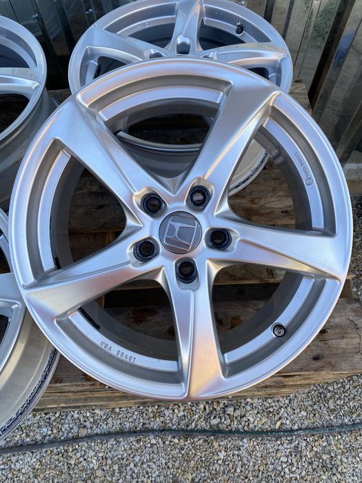 17 цола 5 х 114.3 мм Хонда , Honda CR-V , HR-V , Civic