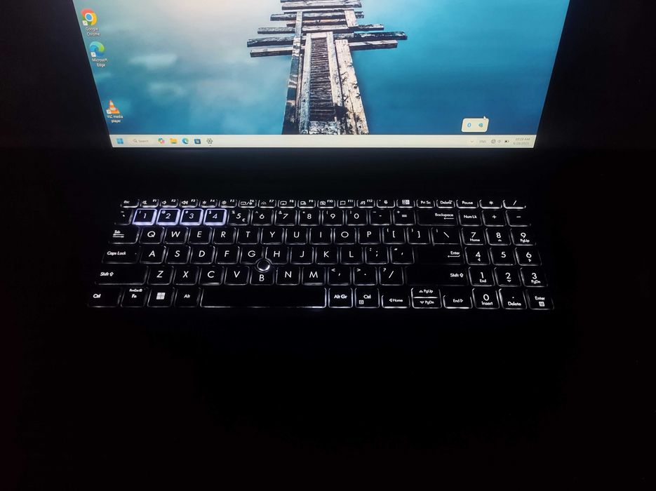 ASUS ExpertBook, 1 Tera, 32 RAM,  procesor i7, 15.6", Full HDD,