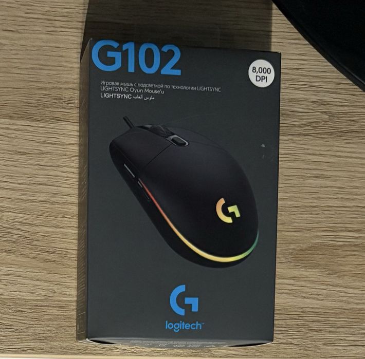 Геймърска мишка Logitech G102