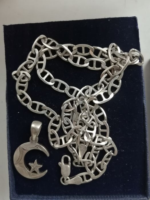 Продам цепочку и кулон серебро