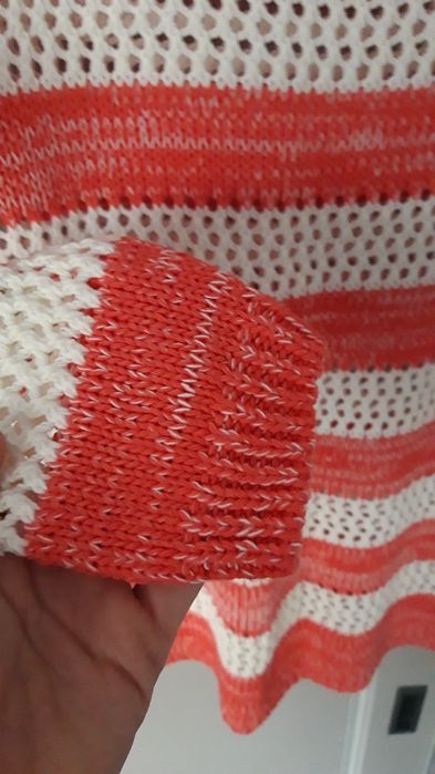 Pulover lucrat manual