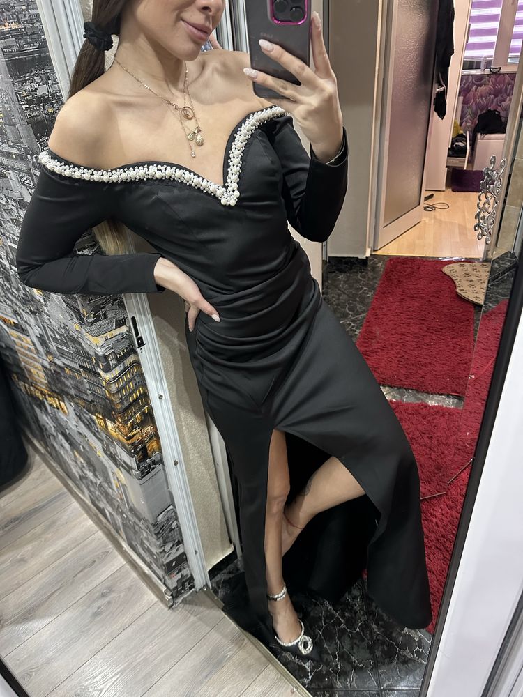 Черна дълга официална рокля