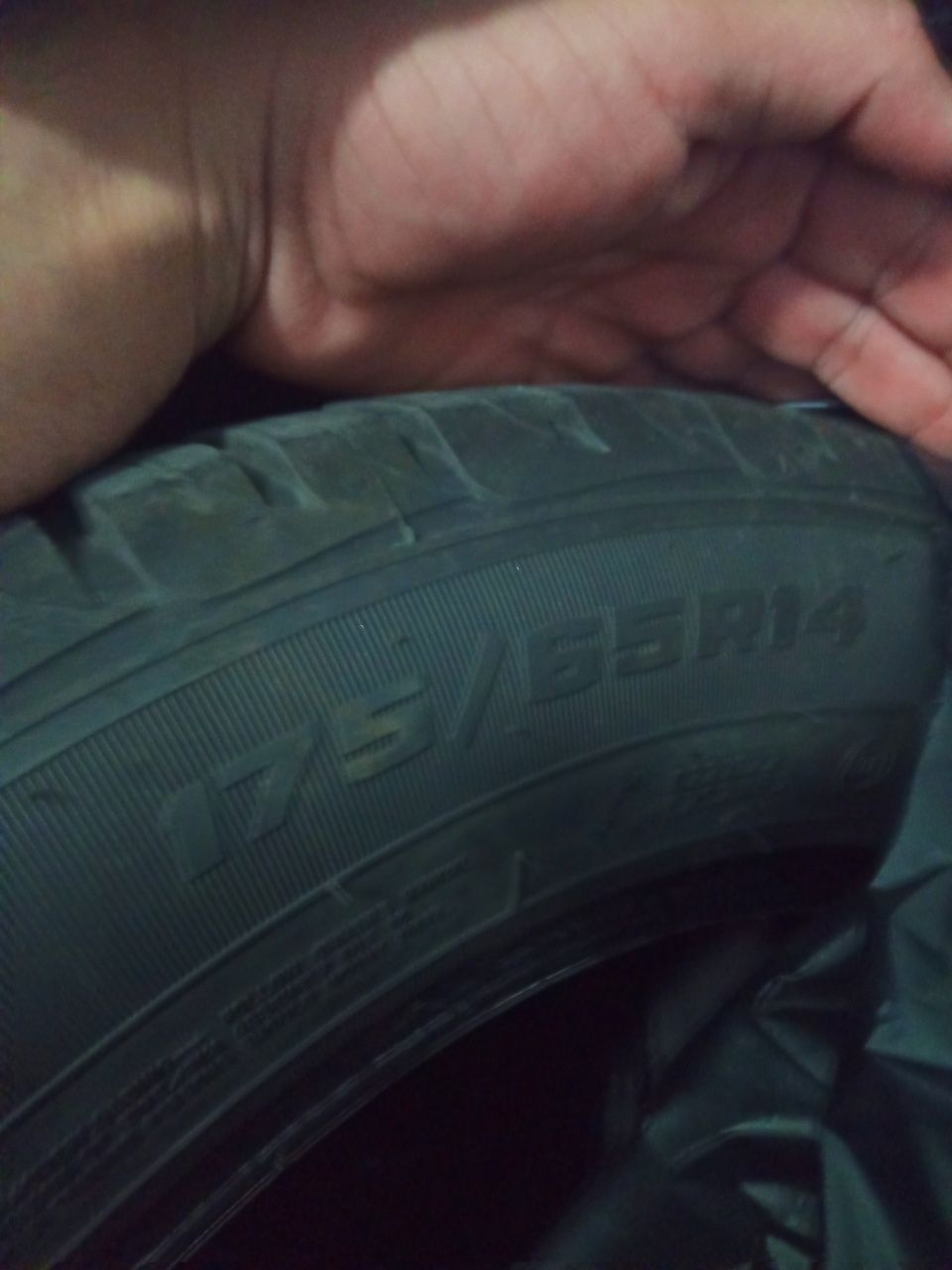 Anvelopă vara 175 64 r14 82t