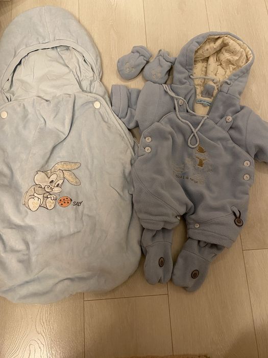 Бебешки космонавт и спален чувал