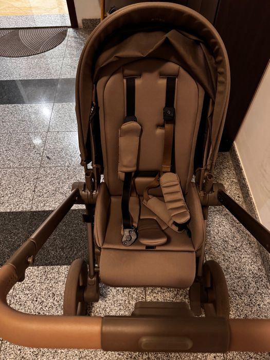 Бебешка количка Anex Flo Yuki като нова !