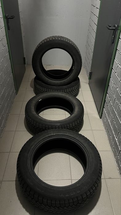 Продаю бу шины(шиповка)