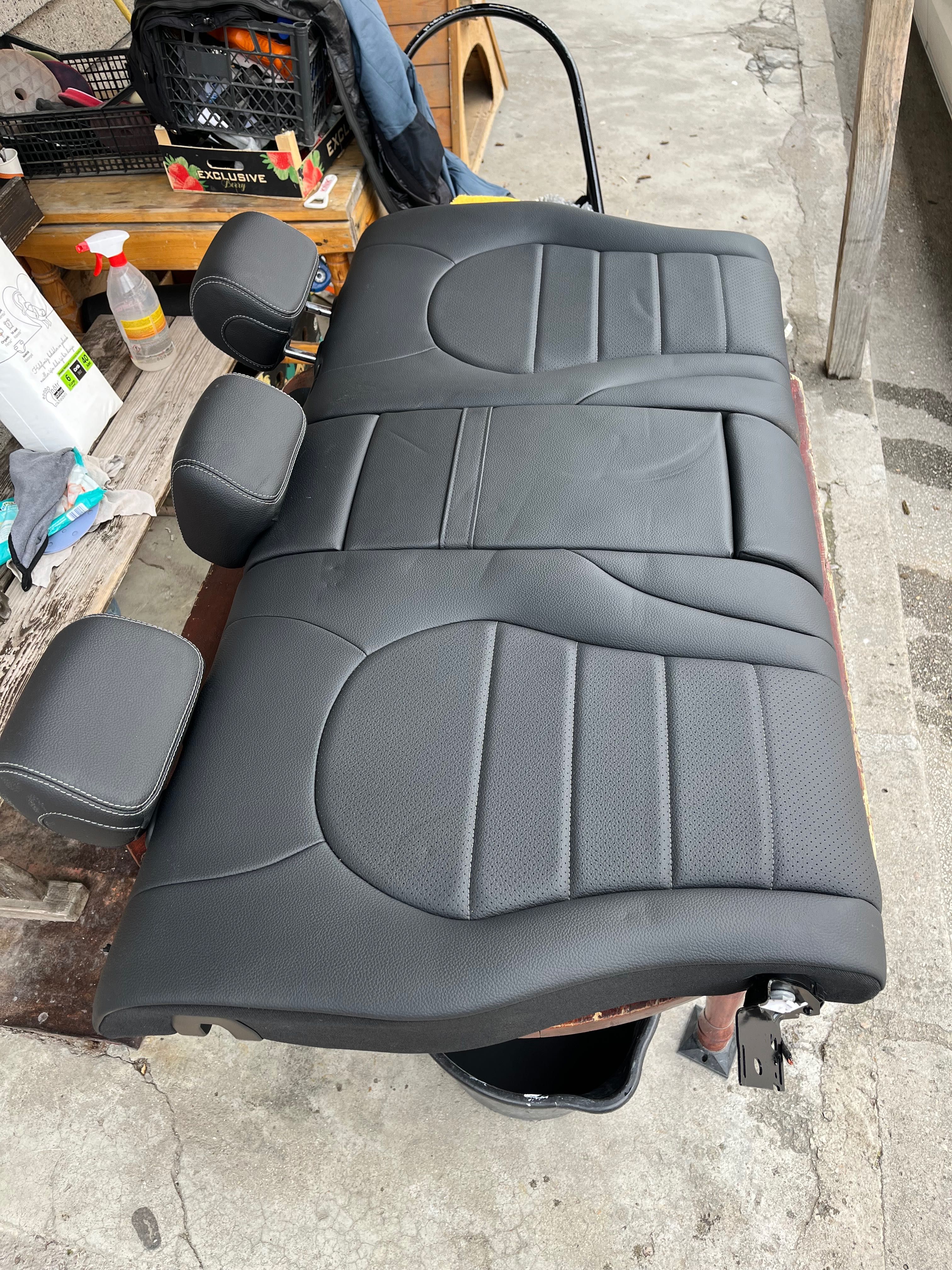 Кожени седалки за w205