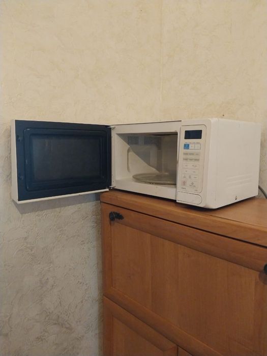 Продам микровалновку