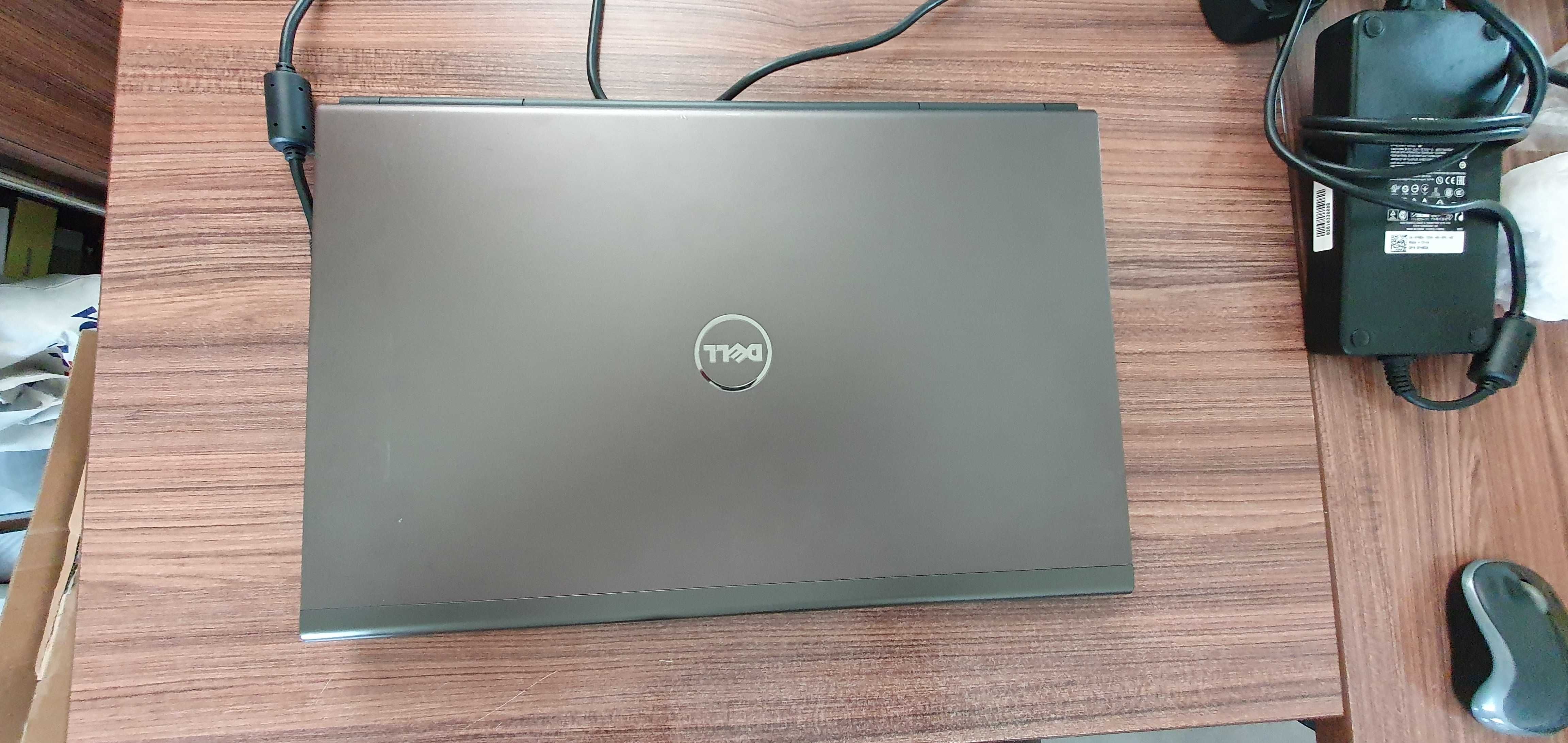 Продавам лаптоп DELL Precision M6700 Работна станция