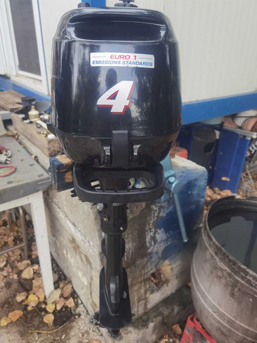 Извънбордови двигател марка-Suzuki DF4