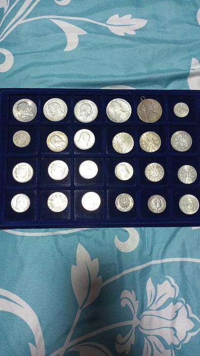 Vând monede vechi din argint