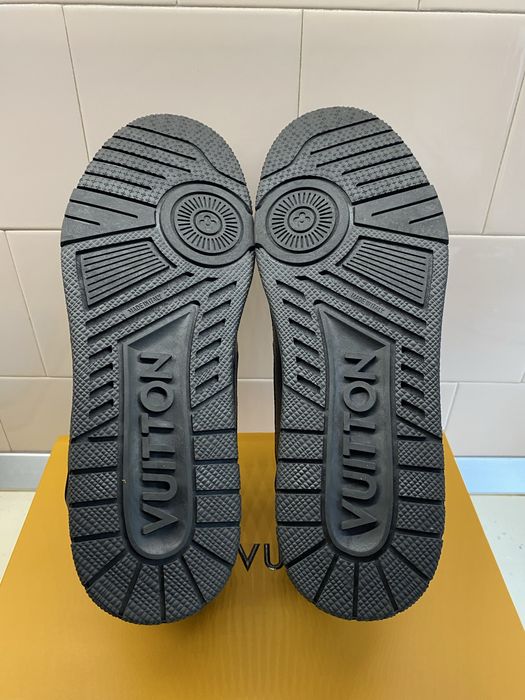 Louis Vuitton Trainer Luxury Black