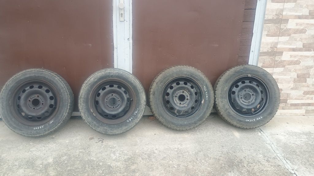 Зимни Гуми с джанти за Ford 14"