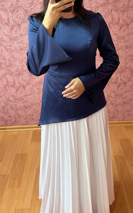 Продам двойки , платья 46рр