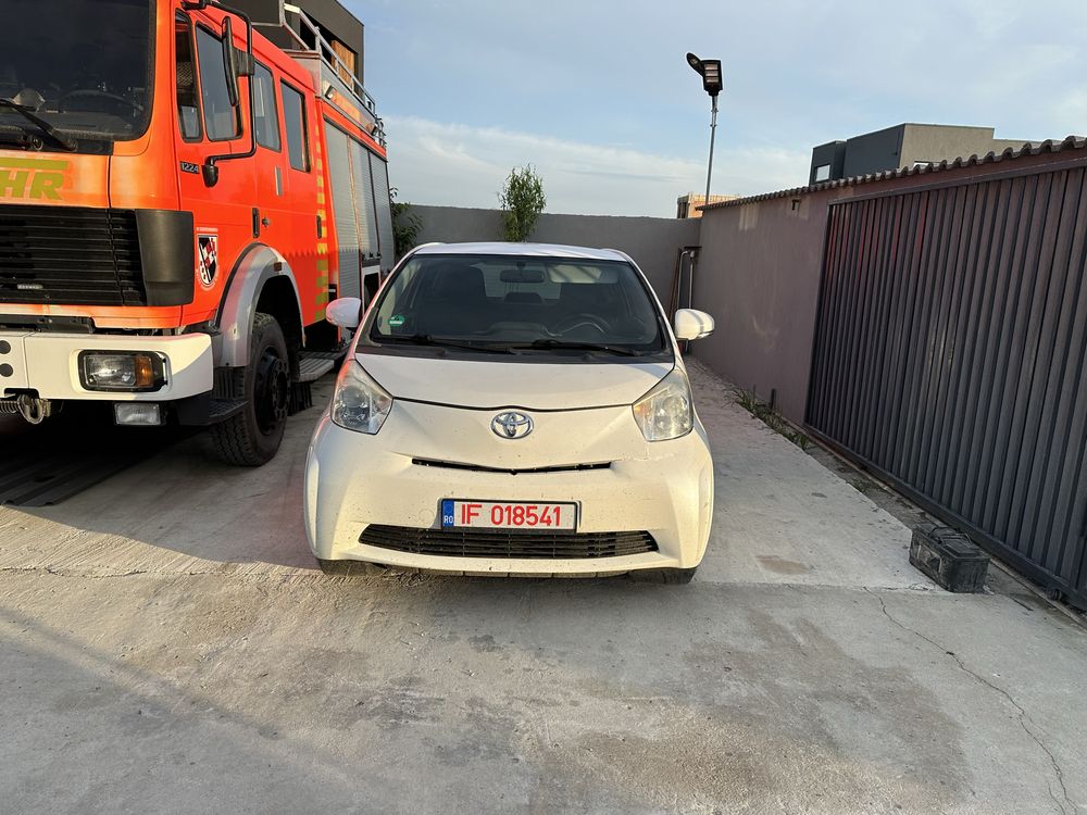 Toyota iq Jucarie mica de oras