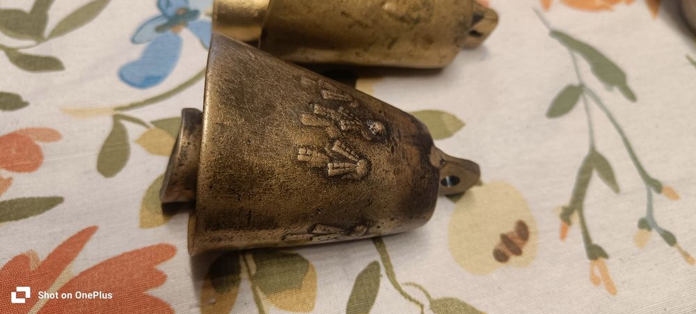 Стари чанове,звънци