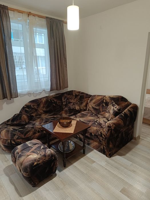 Двустаен апартамент, Макдрайв