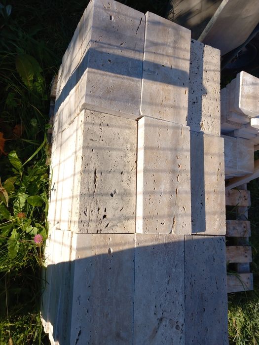 Vând travertin 15x30x3cm