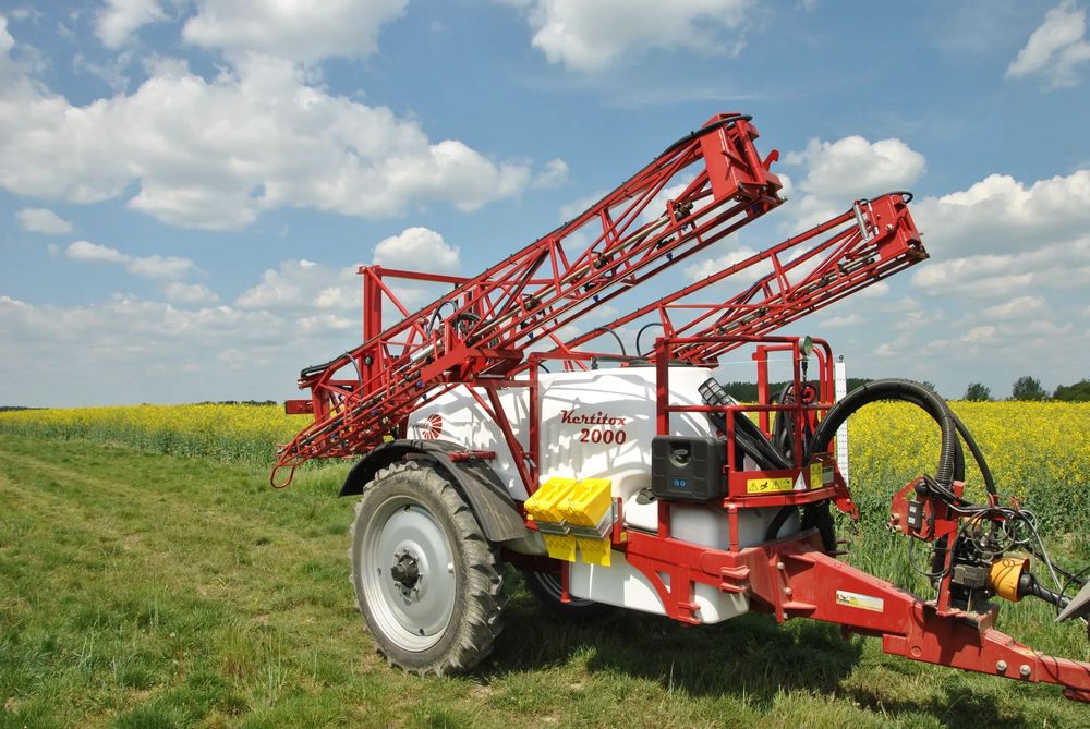 Erbicidator tractar Farmgep Kertitox EcoLine 2000l/18m