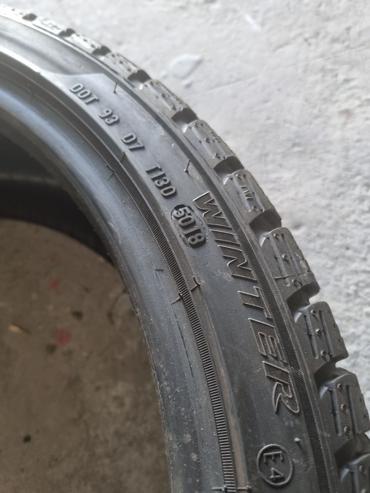 2 x Anvelope iarna 205/40/R18 86v Pirelli Sottozero 3 DOT (5018)