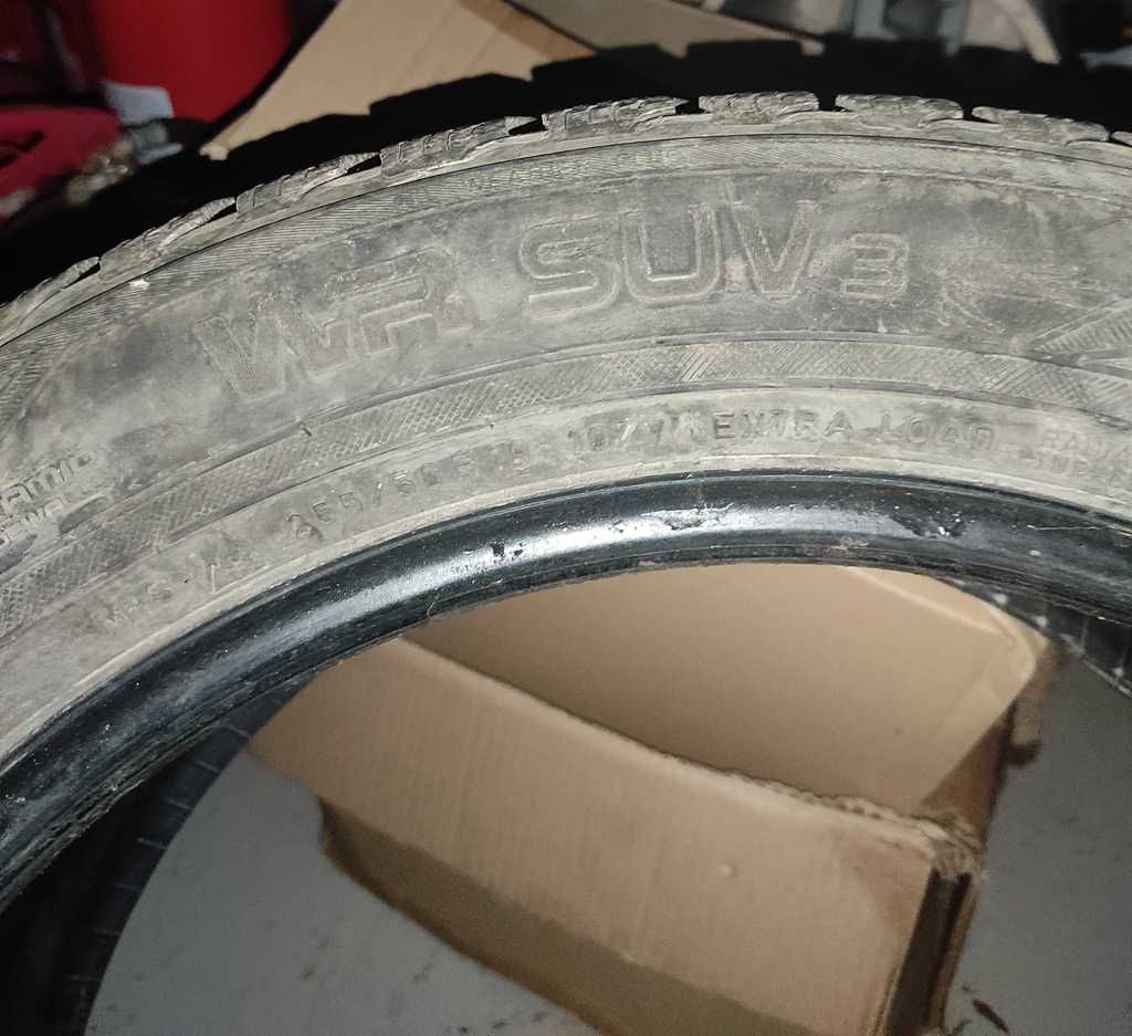 Nokian 255/50/R19 зимни гуми