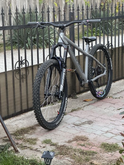 Nukeproof scout 275 L