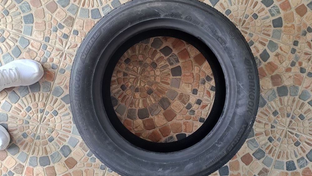 Vând 2 bucăți anvelope hankook ventus prime 4