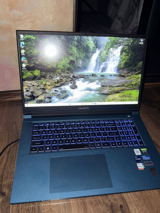 Продается игровой ноут Colorful
