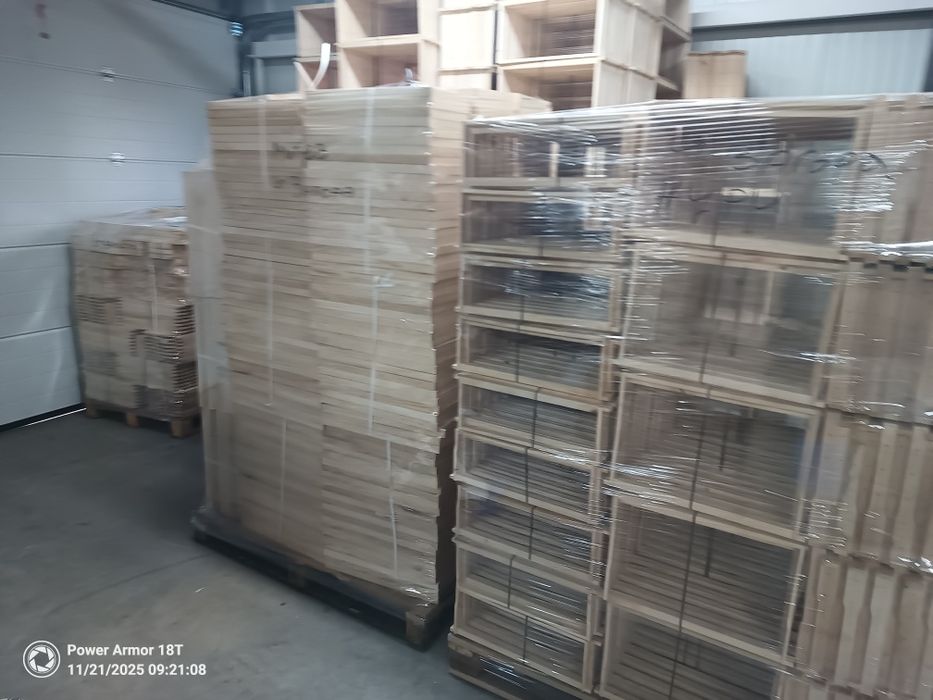 Пчелни рамки    рамки